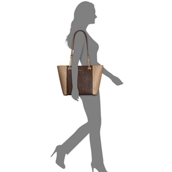 Ck tote - Picture 4 of 5